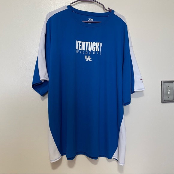 Pro Player Kentucky Wildcats t-shirt - Picture 2 of 13